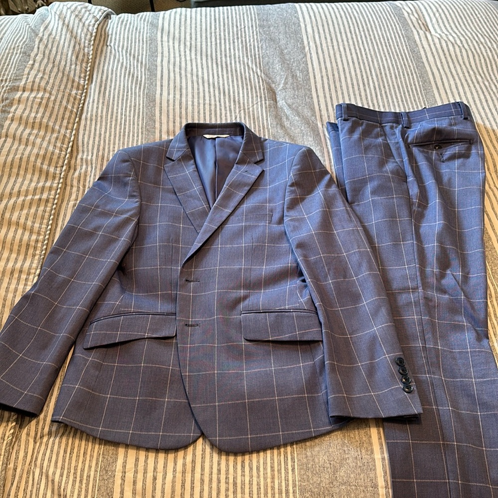 Lineage blue windowpane men’s suit 38 short jacket and 31x33 pant